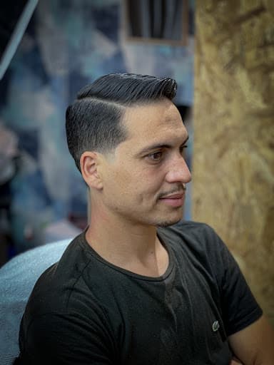 Men’s club by zakibarber business image 6