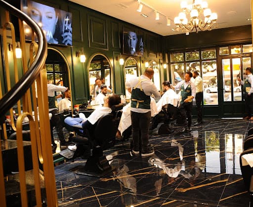 Marbella Barber business image 2