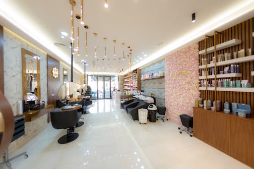 Solyana - Maison de beauté Salon coiffure profile