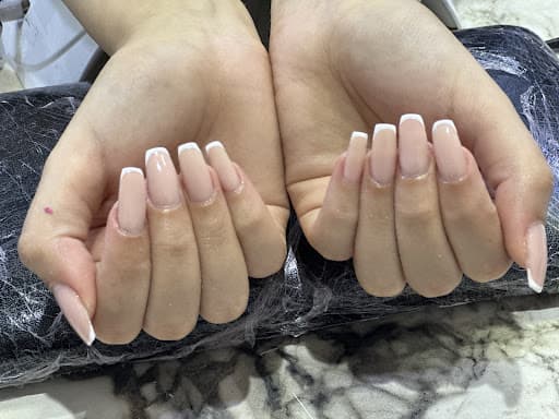 Israe Beauty House business image 7