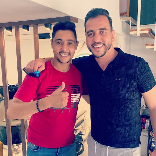 Barber shop YNS salon coiffure vip pour homme business image 8