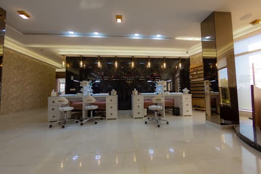 Solyana - Maison de beauté Salon coiffure business image 10