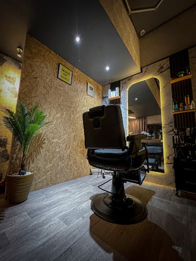 Men’s club by zakibarber business image 9