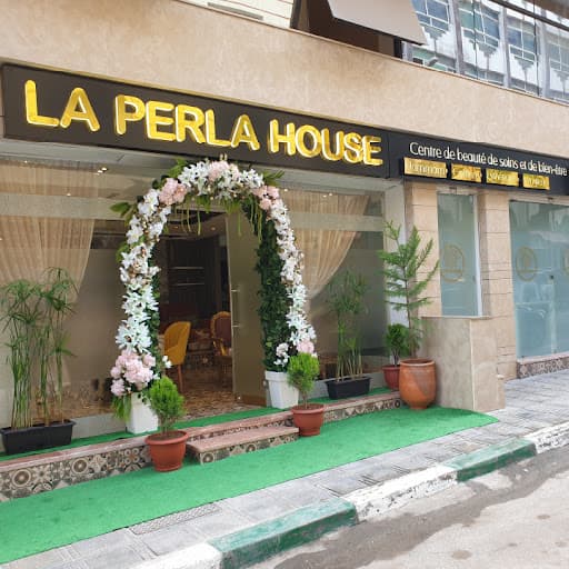La Perla House - Beauty & Spa 💯Femmes 💅 business image 2