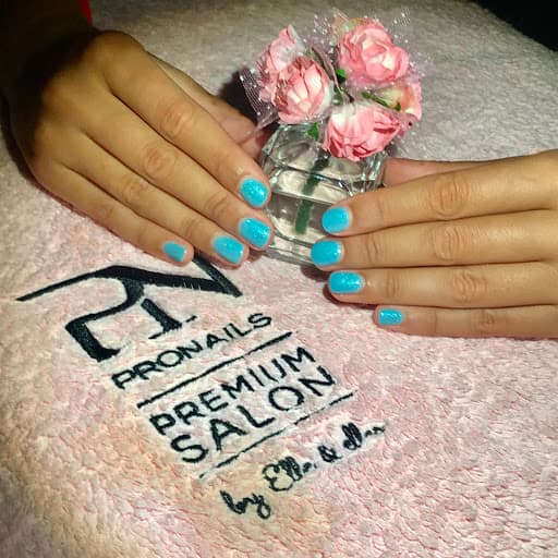 Pronails | Onglerie Premium Salon business image 5