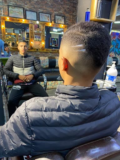 Golden Barber Qasiwi business image 5