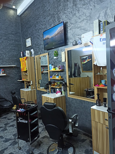 fresh fades barbershop 💈 - صالون حلاقة الرجال business image 6