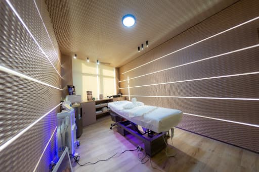 Solyana - Maison de beauté Salon coiffure business image 5