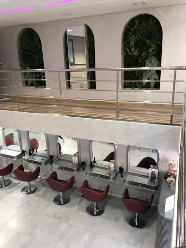 Serenity centre de beauté & SPA femme |Barbier business image 9