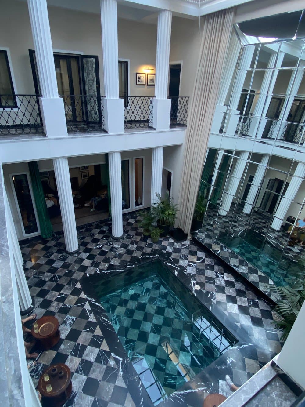 Les Bains Du Lotus business image 8